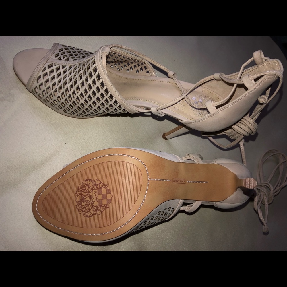 Vince Camuto Heel